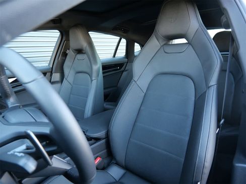 New 2026 Porsche Panamera 4 image 5