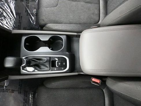 Used 2019 Hyundai Santa Fe SEL w/ Cargo Package image 29