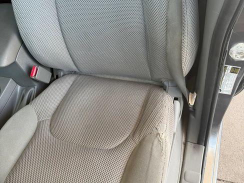 Used 2016 Nissan Frontier SV w/ Moonroof Package AWD/4WD image 9