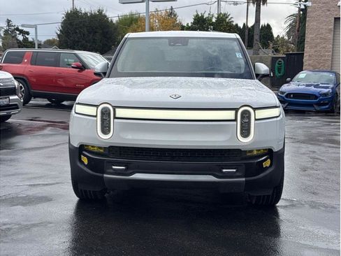 Used 2022 Rivian R1T Adventure image 2