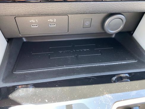 New 2025 Mitsubishi Outlander AWD image 13