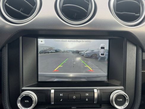 Used 2018 Ford Mustang GT w/ Equipment Group 301A image 19