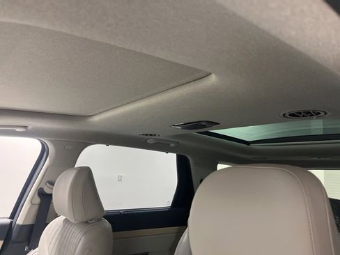 Used 2023 Hyundai Palisade Limited w/ Cargo Package image 12