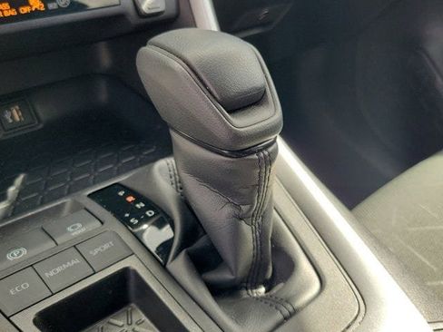 Used 2025 Toyota RAV4 XLE image 29