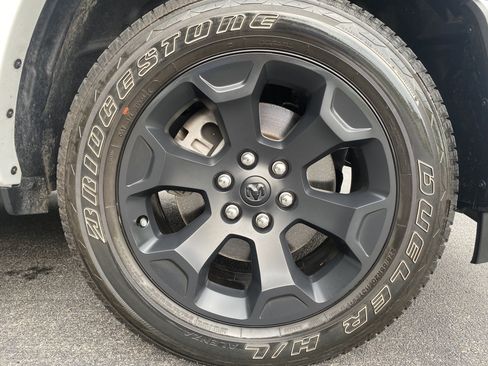 Used 2025 RAM 1500 Big Horn AWD/4WD image 13