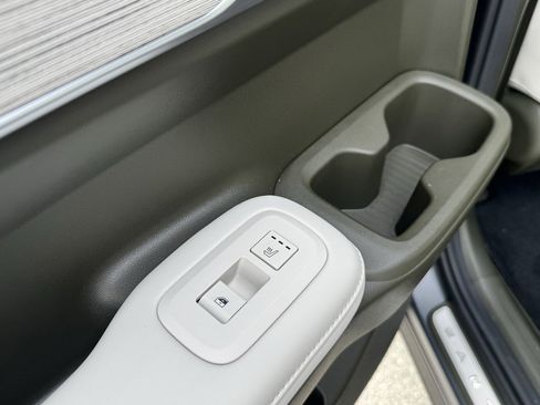 Used 2025 Hyundai Santa Fe Calligraphy image 19