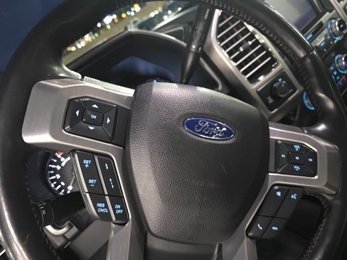 Used 2019 Ford F250 Platinum w/ Platinum Ultimate Package image 18