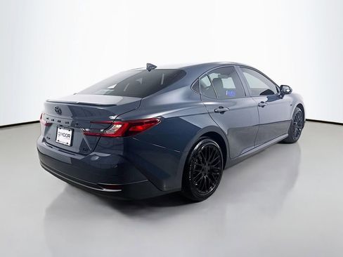 Used 2026 Toyota Camry LE w/ Convenience Package image 7