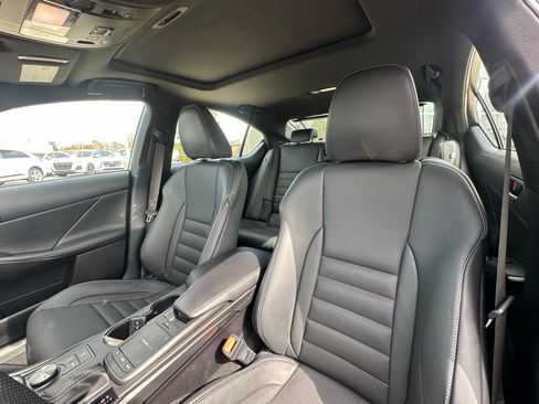 Used 2023 Lexus IS 350 F Sport w/ Handling Package image 9