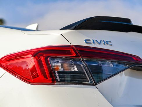 Used 2022 Honda Civic Si image 9