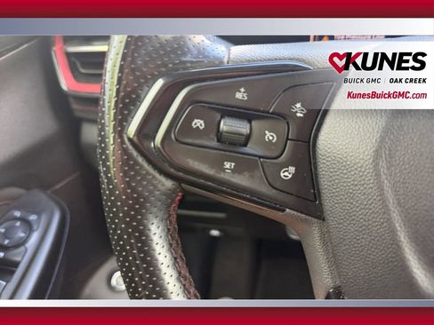 Used 2024 Chevrolet TrailBlazer RS w/ Convenience Package FWD image 17