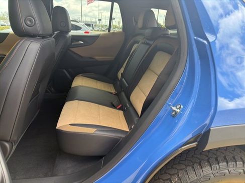 New 2026 Chevrolet Equinox ACTIV AWD/4WD image 22