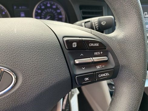 Used 2019 Hyundai Elantra SEL image 28