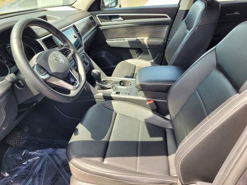 Used 2021 Volkswagen Atlas SE FWD image 19