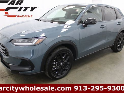 Used 2024 Honda HR-V Sport image 1