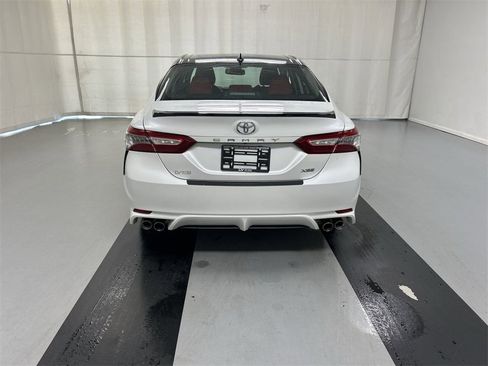 Used 2019 Toyota Camry XSE image 22