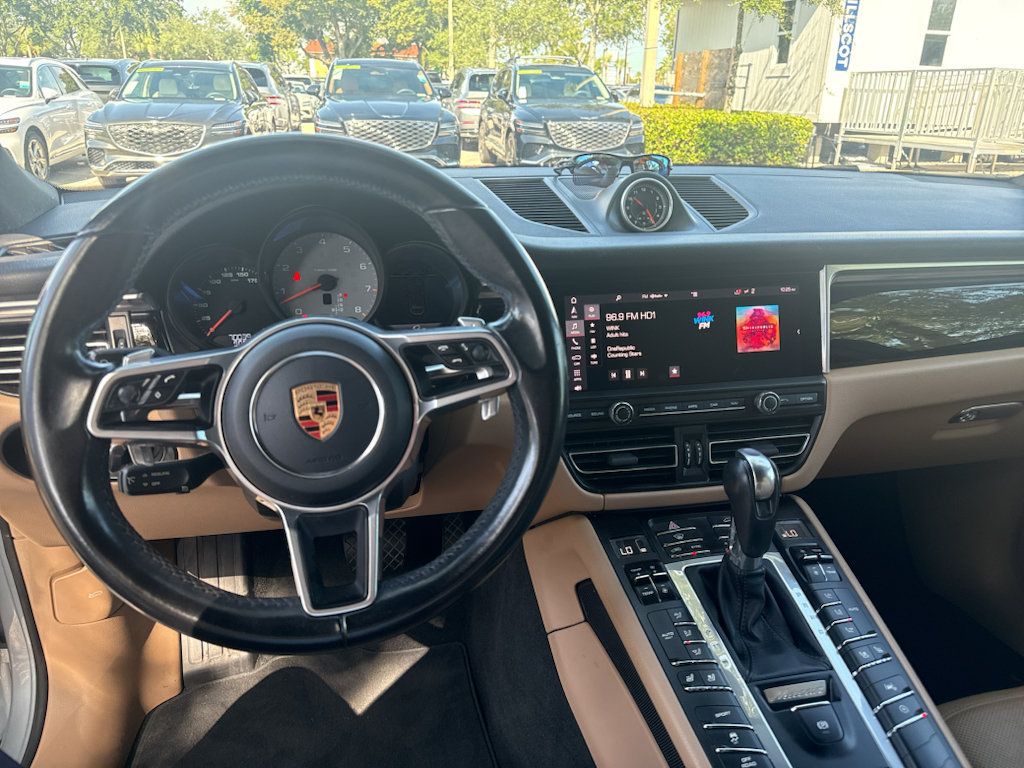 Used 2019 Porsche Macan S AWD/4WD image 4