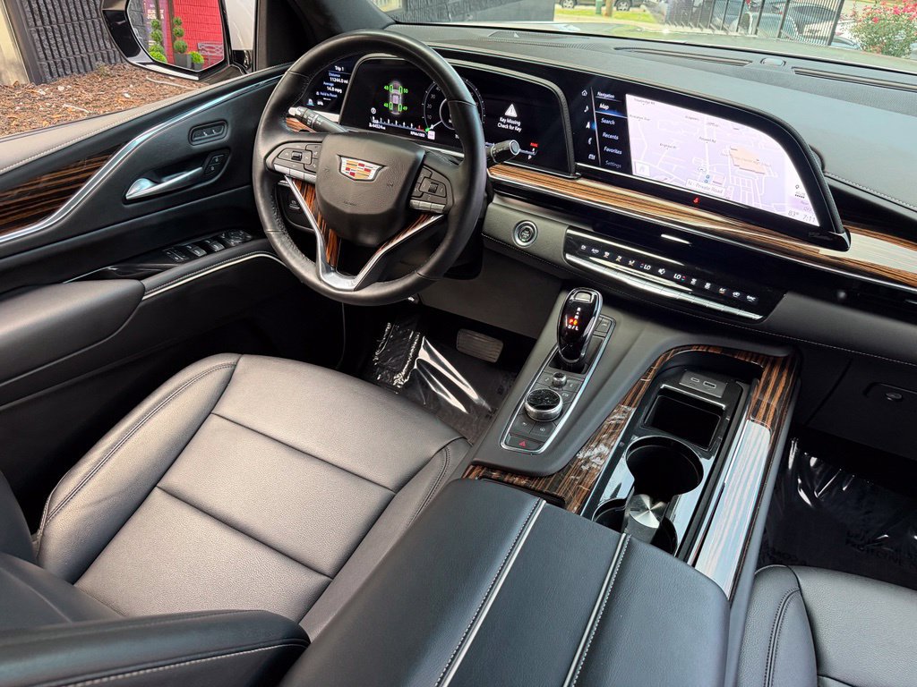 Used 2023 Cadillac Escalade Luxury RWD image 46