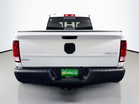 Used 2023 RAM 1500 Classic SLT w/ Trailer & Traction Group AWD/4WD image 8