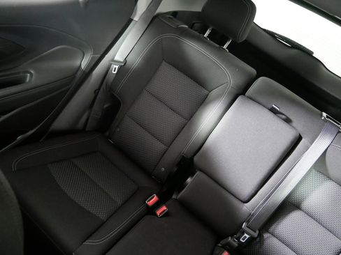 Used 2024 GMC Terrain SLE image 12