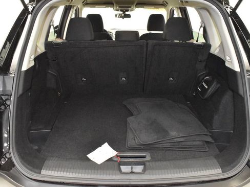 Used 2023 Nissan Rogue S AWD/4WD image 32