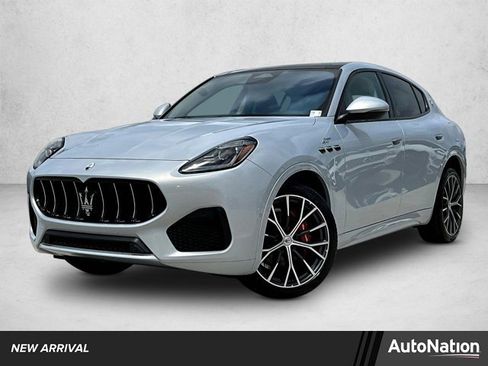 Used 2023 Maserati Grecale GT image 1