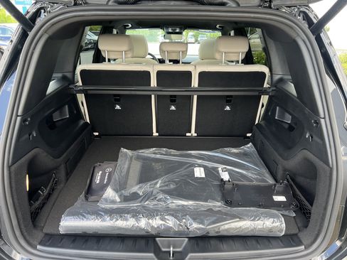 Used 2025 Mercedes-Benz GLB 250 image 12