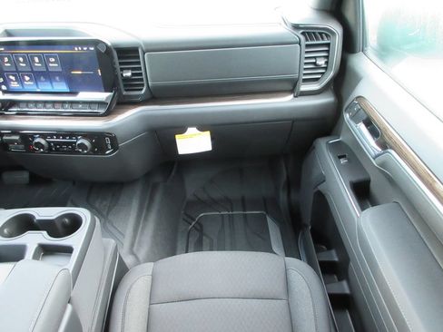 New 2026 Chevrolet Silverado 1500 RST w/ RST Select Package AWD/4WD image 18