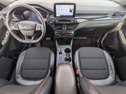 Used 2025 Ford Escape ST-Line Select AWD/4WD image 17