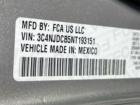 Used 2022 Jeep Compass Limited w/ Sun and Sound Group AWD/4WD image 30
