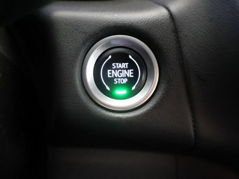 Used 2023 Chevrolet Suburban Premier AWD/4WD image 43