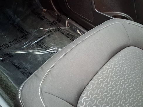 Used 2018 GMC Canyon SLE w/ SLE Convenience Package image 26