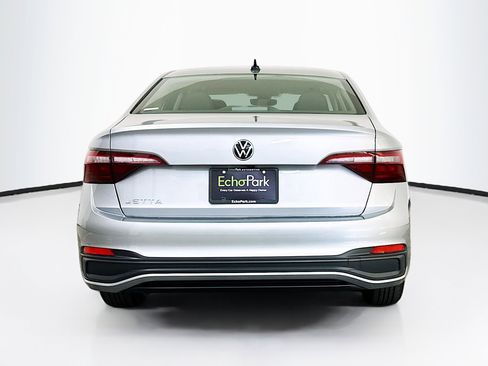 Used 2024 Volkswagen Jetta S image 7