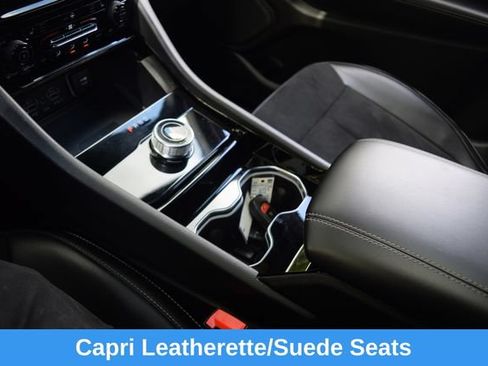 Used 2023 Jeep Grand Cherokee L Laredo AWD/4WD image 13