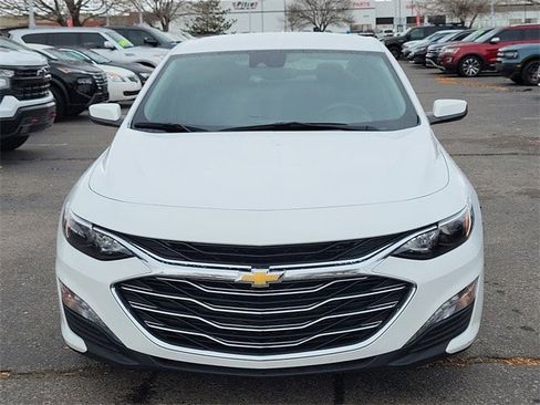 Used 2024 Chevrolet Malibu LT image 9