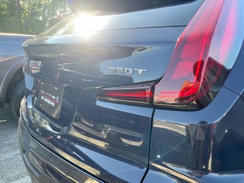 Used 2024 Cadillac XT4 Premium Luxury w/ Technology Package FWD image 31
