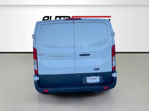 Used 2025 Ford Transit 250 Low Roof w/ Fleet Fuel Economy Package image 6