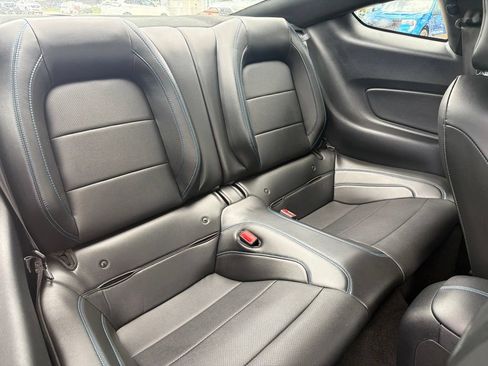 Used 2019 Ford Mustang GT Premium w/ Equipment Group 401A RWD image 20