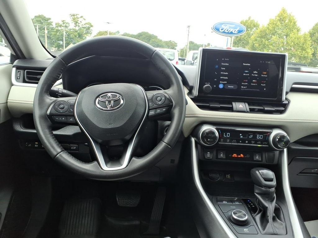 Used 2024 Toyota RAV4 XLE w/ Convenience Package AWD/4WD image 15
