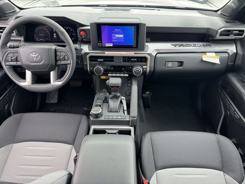 New 2026 Toyota Tacoma TRD Off-Road AWD/4WD image 4