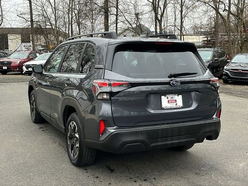 Certified 2025 Subaru Forester Premium image 7