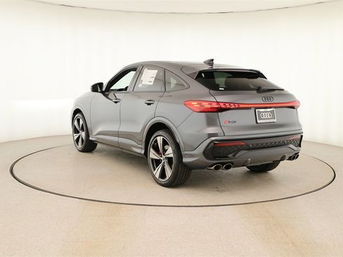 New 2025 Audi SQ5 Premium Plus image 4