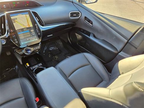 Used 2022 Toyota Prius Prime XLE image 17