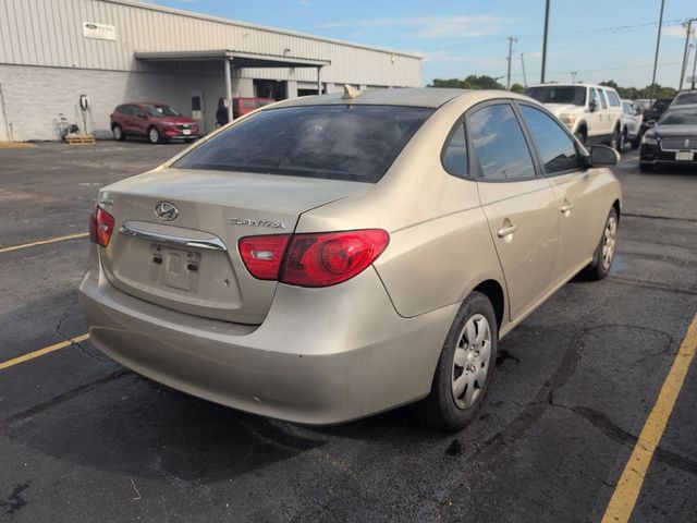 Used 2010 Hyundai Elantra GLS FWD image 4