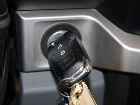 Used 2024 Ford F250 XLT image 42