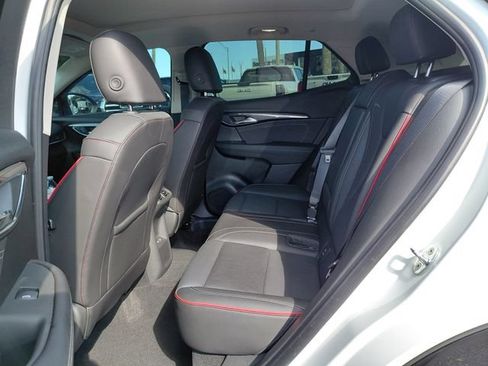 Used 2023 Buick Envision Essence w/ Sport Touring Package AWD/4WD image 15
