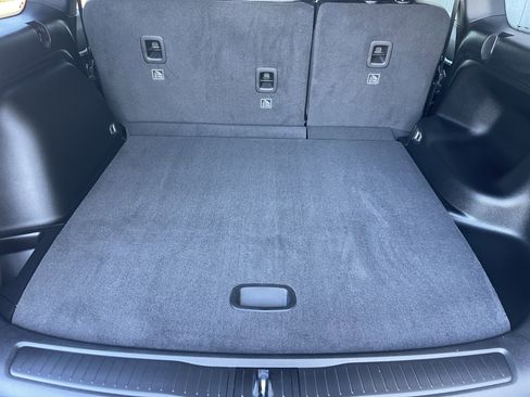 New 2026 Jeep Grand Cherokee Altitude image 24