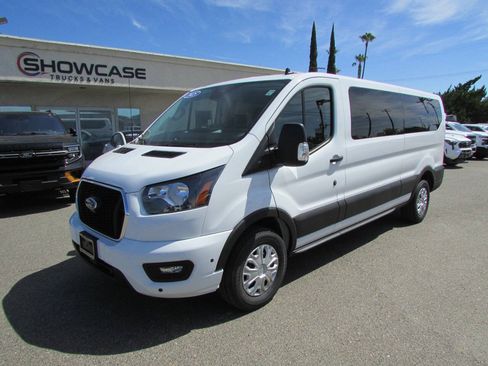 Used 2025 Ford Transit 350 XLT RWD image 4