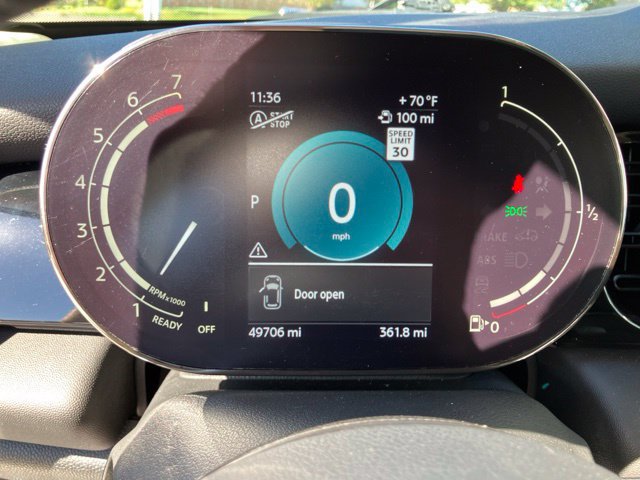 Used 2022 MINI Cooper 2-Door Hardtop FWD image 3