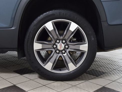 Used 2019 GMC Acadia SLT w/ LPO, Cargo Package AWD/4WD image 28